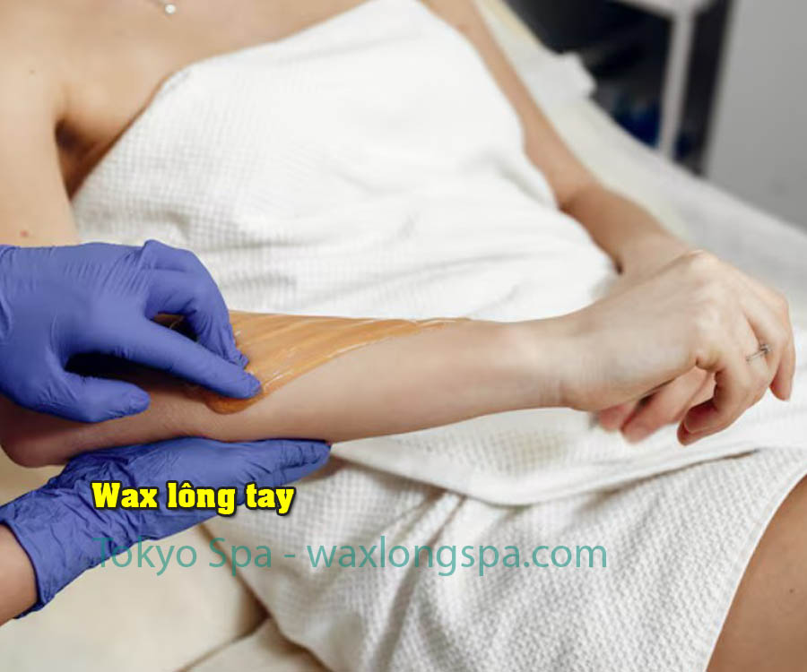 Gia-wax-long-chan-tay